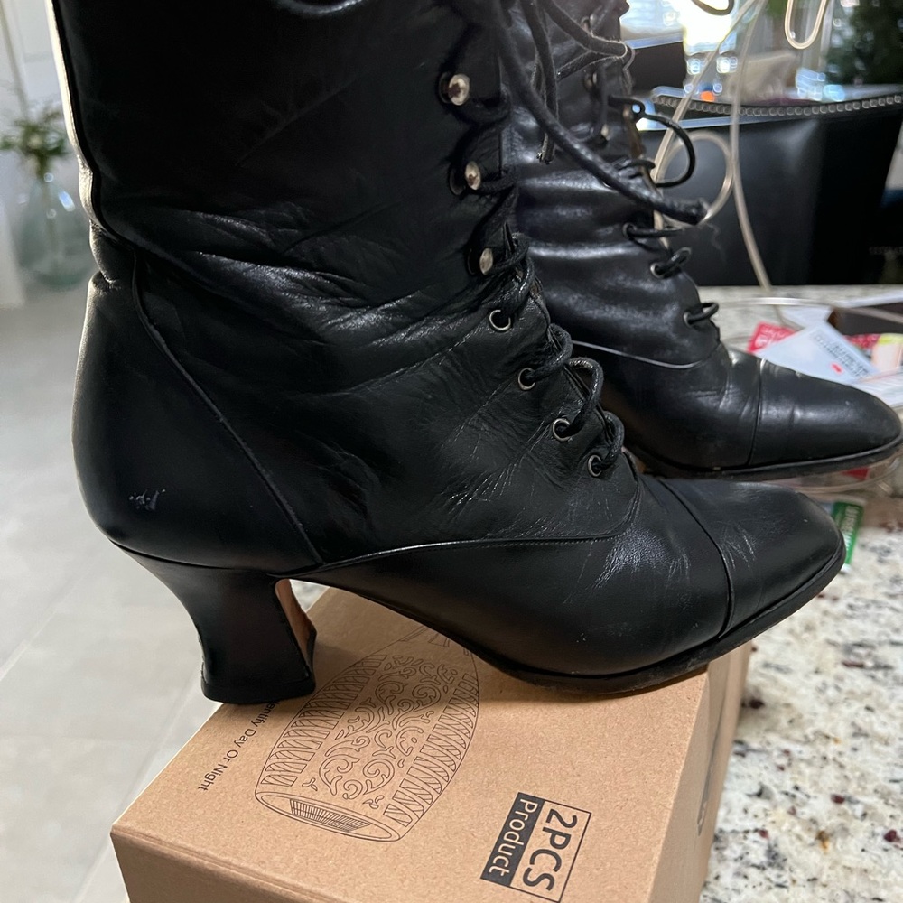 Boots Kenneth Cole new York